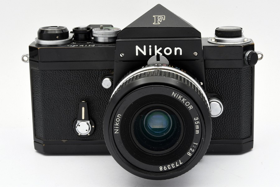 Copyright &copy; Richard de Stoutz 2024.