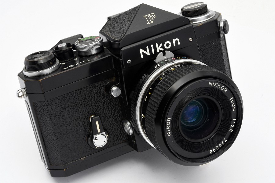 Copyright &copy; Richard de Stoutz 2024.